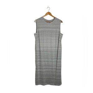 Duluth Trading Co. Gray Heather Summer Hours Dress